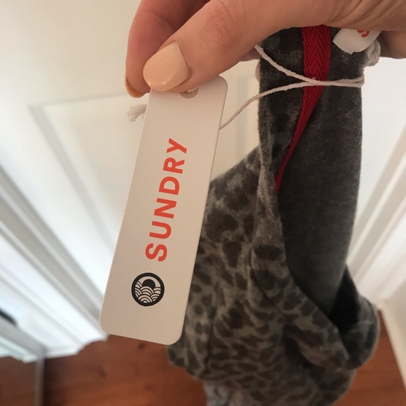 SUNDRY Leopard Print Ruched Dress in Charcoal - Picture 7 of 8